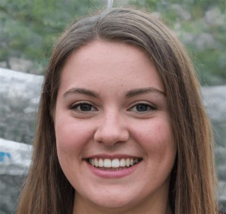 Abby Ross - Age, Family, Bio