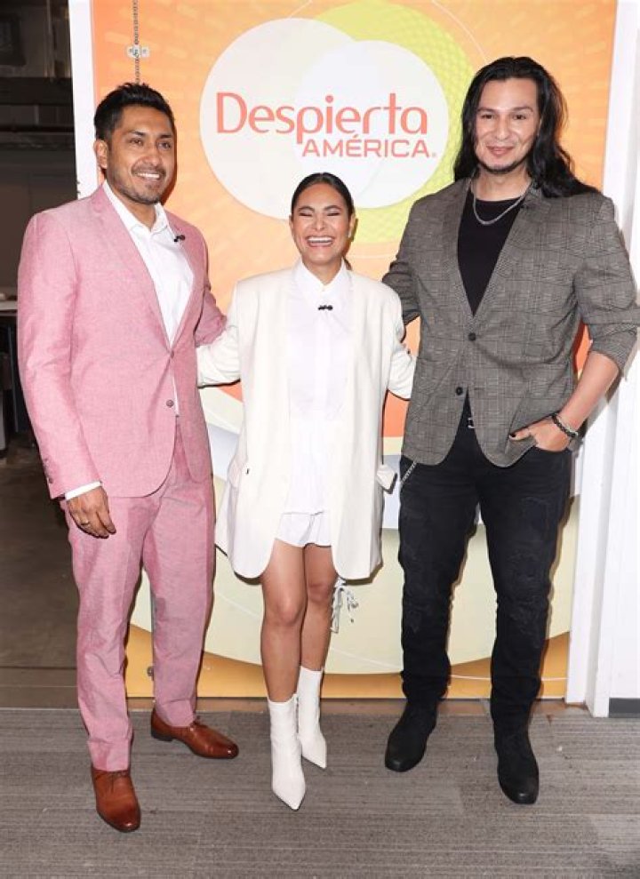 Alex Livinalli - Age, Family, Bio