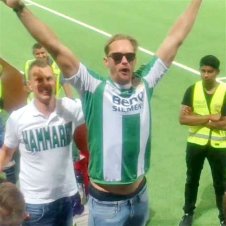 Alex Skarsgard got drunk & led a chant at a Swedish soccer game: amazing?