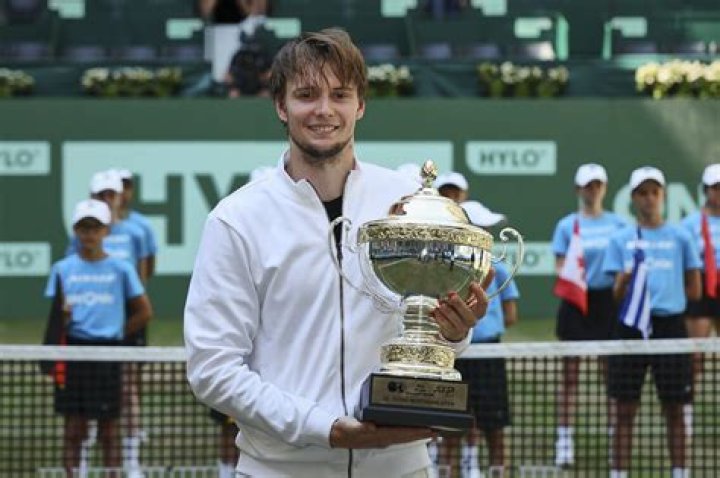 Alexander Bublik coach: Artem Suprunov