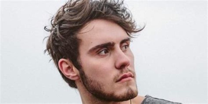 Alfie Deyes - Age, Family, Bio