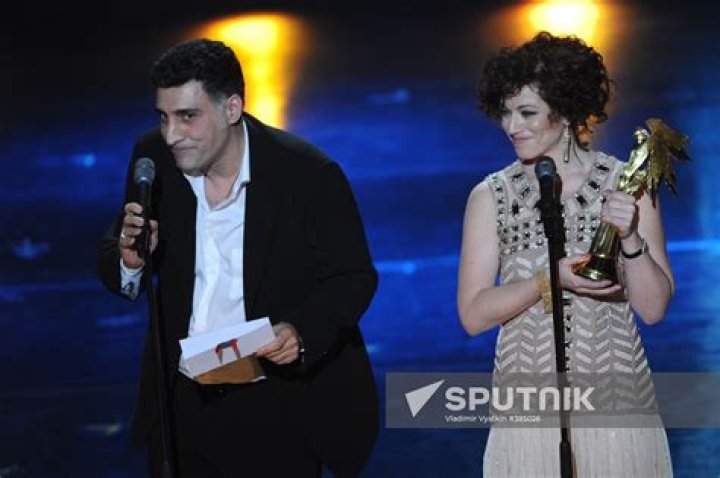 Alyona Khmelnitskaya - Age, Family, Bio