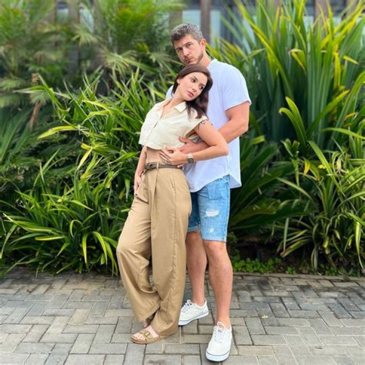 Amber Pike - Age, Family, Bio