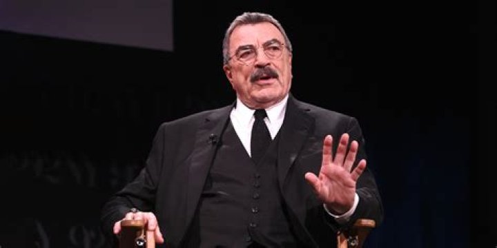 Amy Railsback Bio (Wiki) 