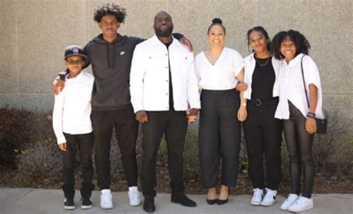 Anthony Lee - Age, Family, Bio