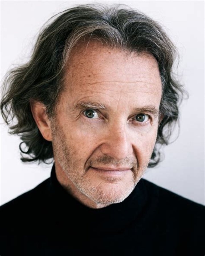 Anton Lesser Bio (Wiki) 