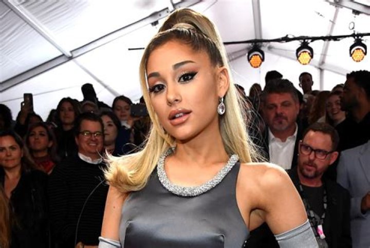 Ariana Grande: I had a ton of lip filler and Botox, but stopped in 2018