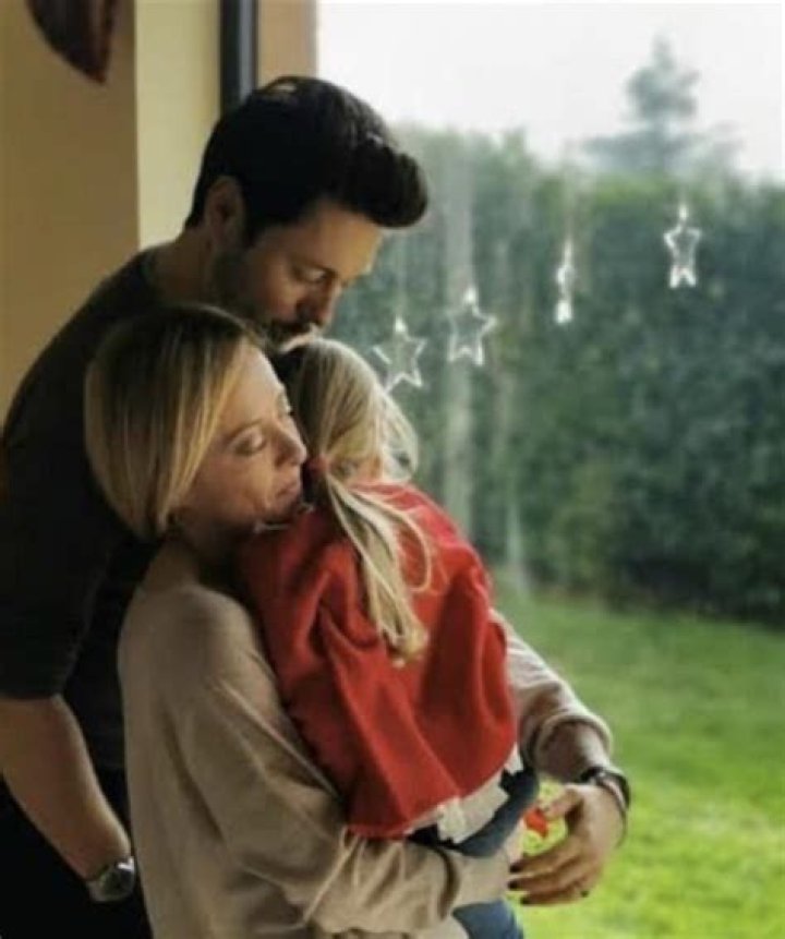 Arianna Toyos - Age, Family, Bio