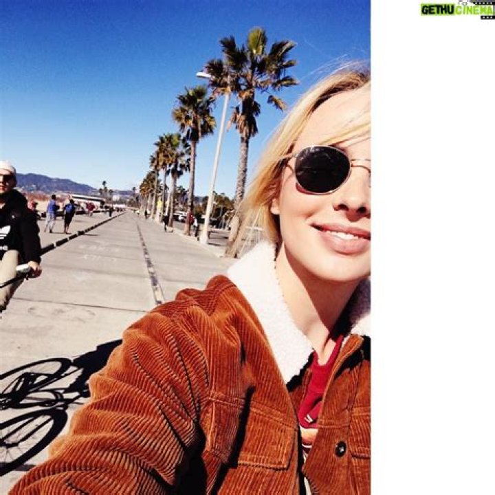 Ashleigh Brewer Bio (Wiki) 