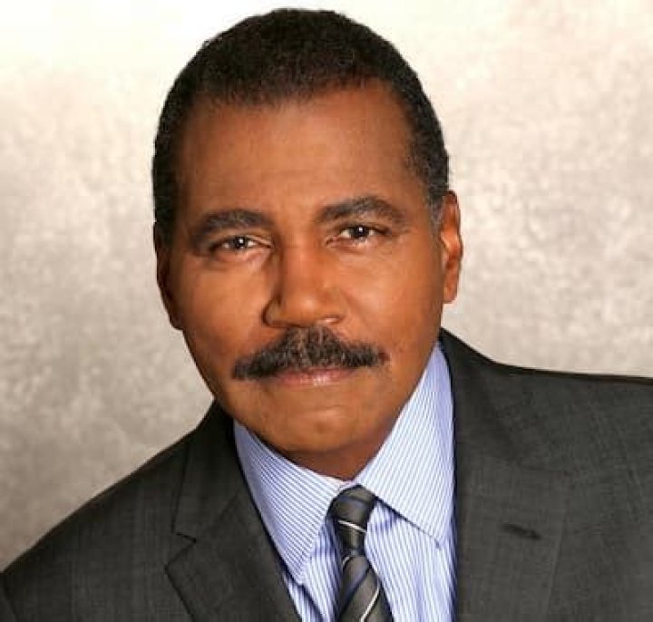 Bill Whitaker Bio (Wiki) 