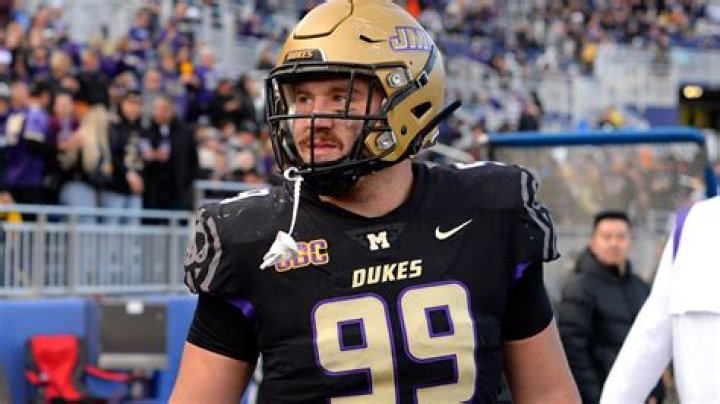 Bobby Carpenter (Football Player) - Age, Family, Bio