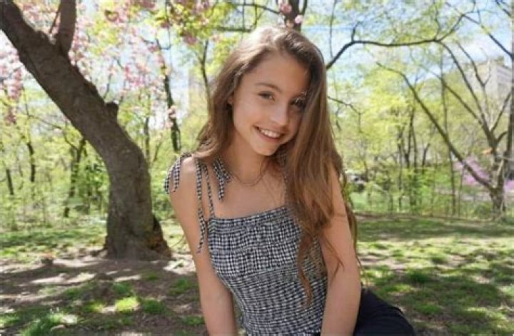 Carys Zeta Douglas Bio (Wiki) 