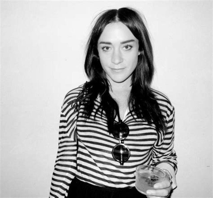 Chloe Sevigny looks completely different: different hair or did she tweak?