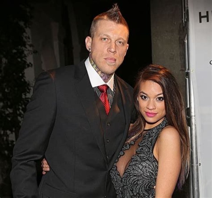 Chris Andersen is not married to wife: Dating fiancée Tina Wiseman