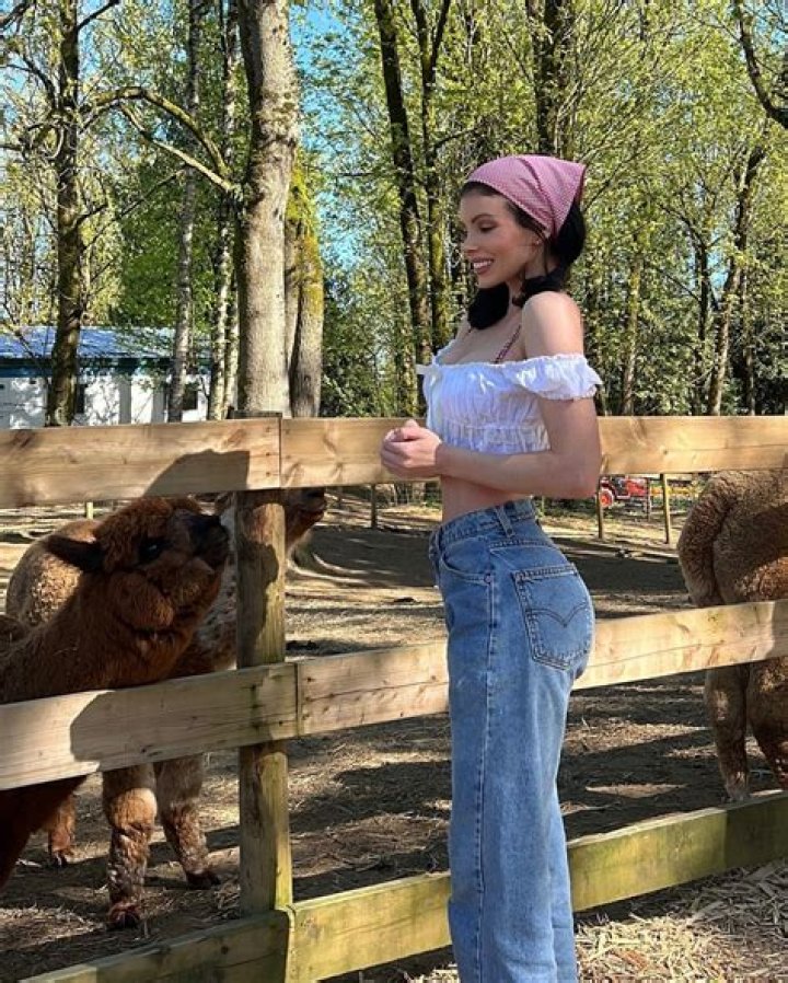 Corin Jamie-Lee - Age, Family, Bio