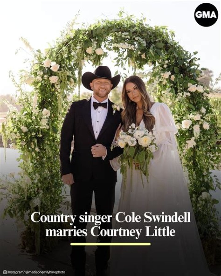 Country singer Cole Swindell popped the question to girlfriend Courtney Little!