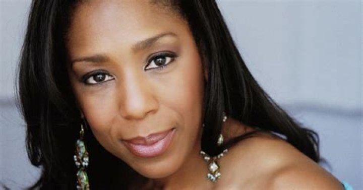 Dawnn Lewis - Age, Family, Bio