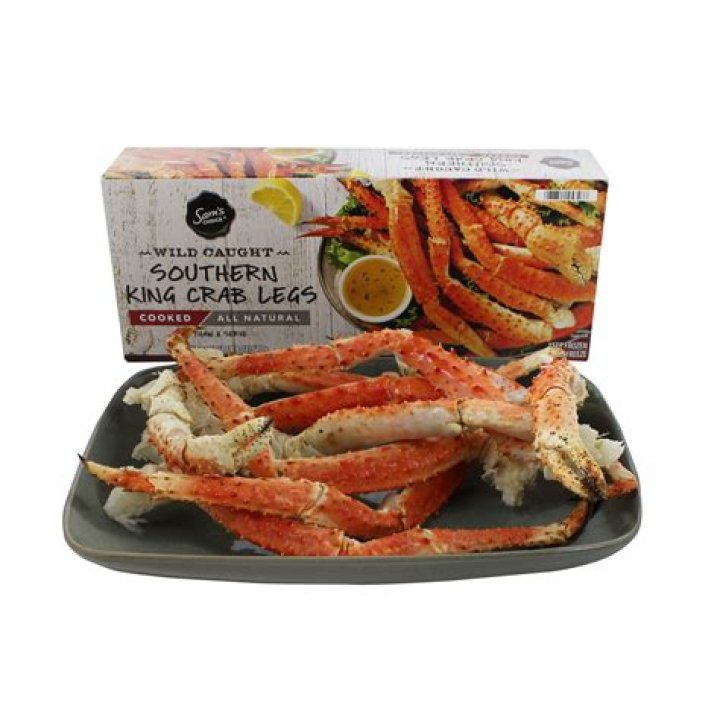 Does Captain D's have crab legs?