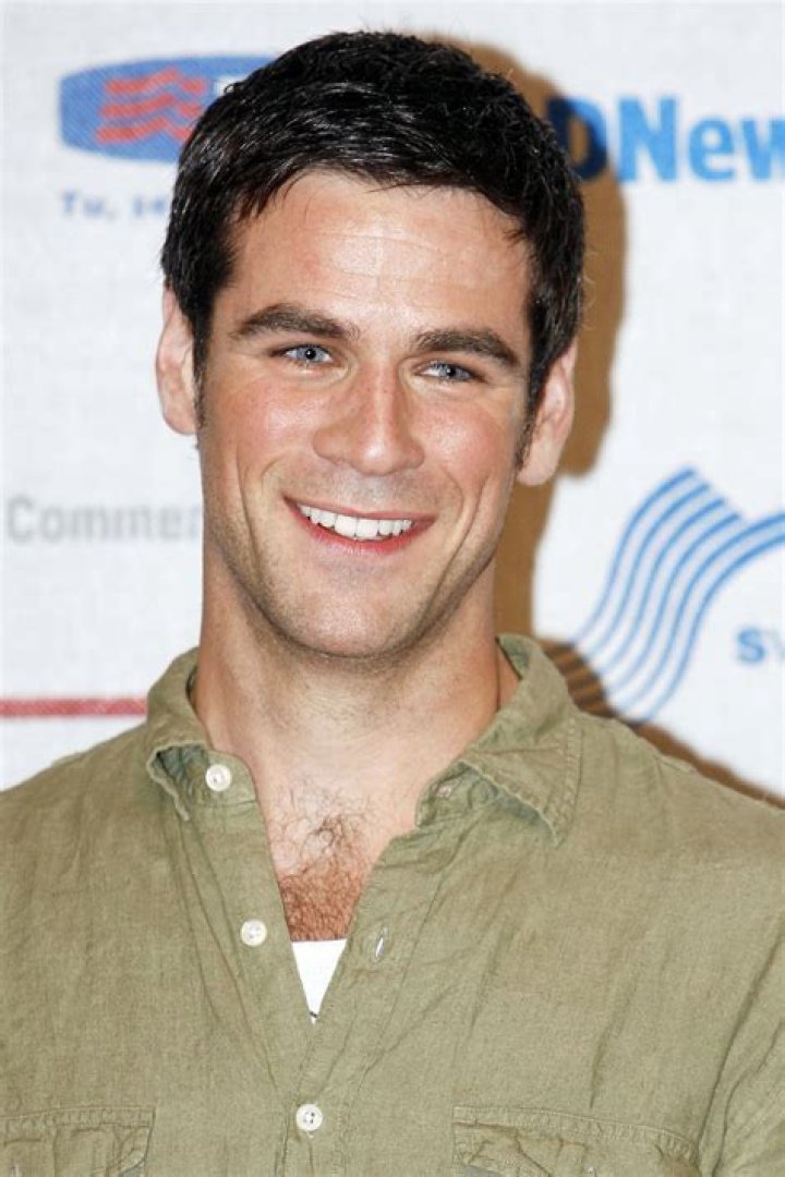 Eddie Cahill Bio (Wiki) 