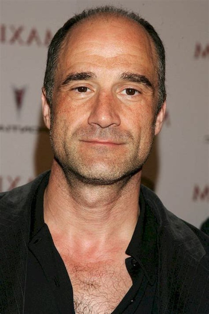 Elias Koteas Bio (Wiki) 