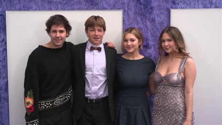 Ester Dobrik - Age, Family, Bio