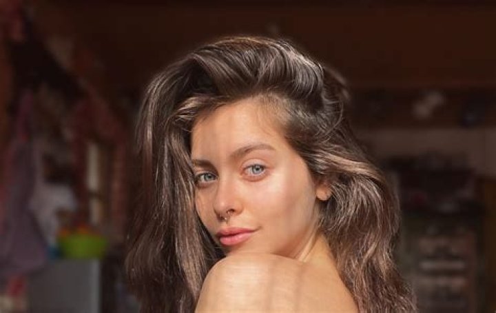 Foxy Brown Bio (Wiki) 