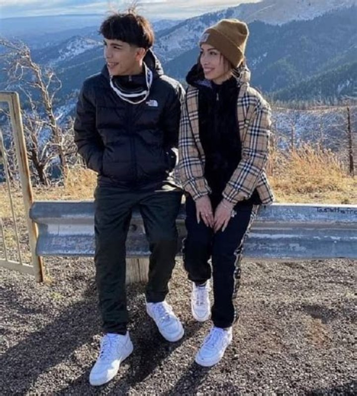 Gabenotbabe - Trivia, Family, Bio