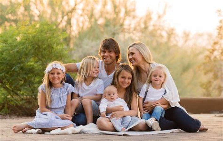 Glimpse Of Aaron Baddeley Six Kids and Family Life