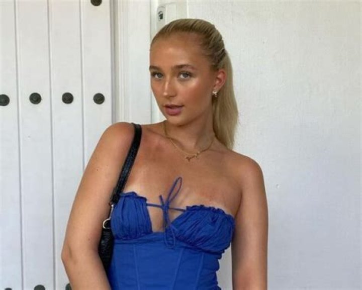 
Grace Shadrack Height, Weight, Net Worth, Age, Birthday, Wikipedia, Who, Nationality, Biography 