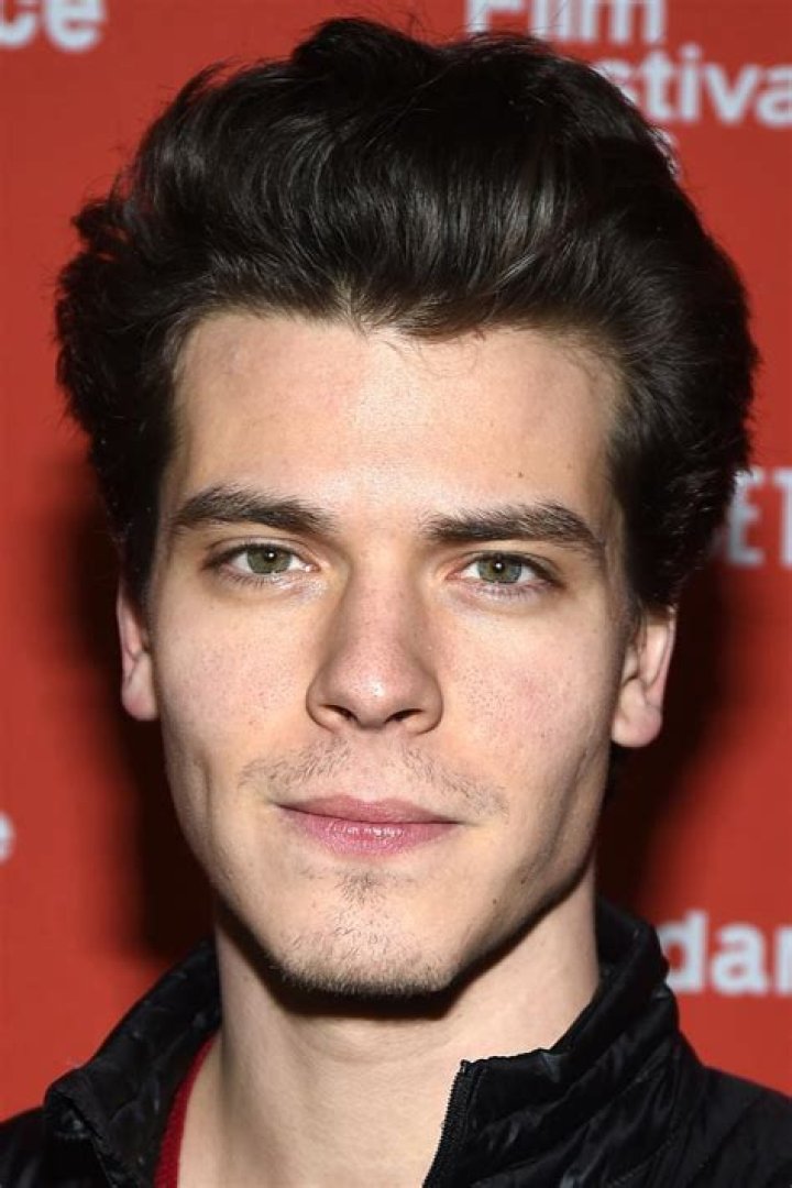 Gus Halper - Age, Family, Bio