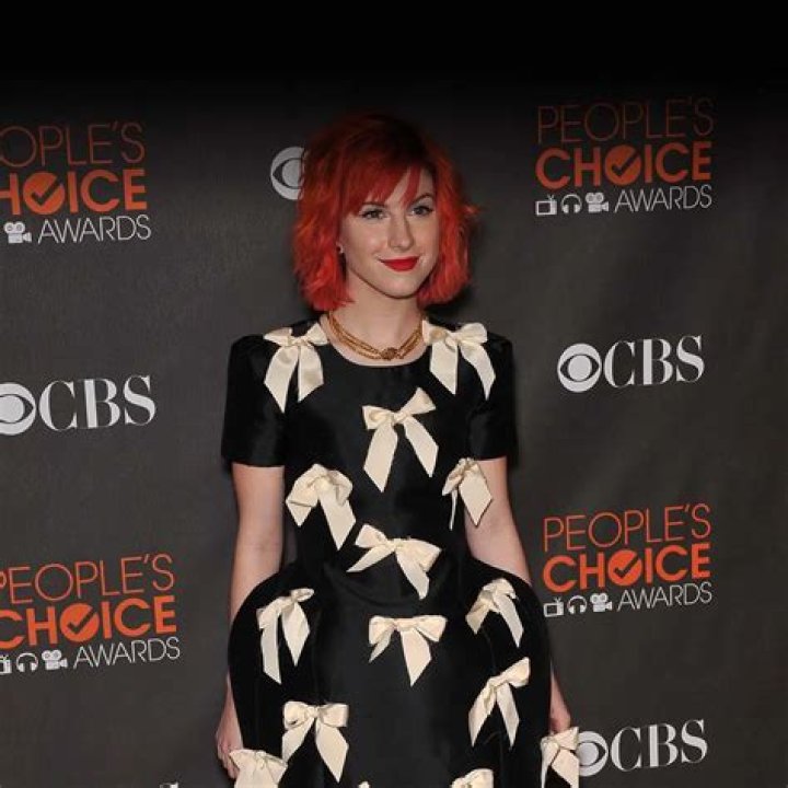Hayley Williams (YouTube Star) - Age, Family, Bio