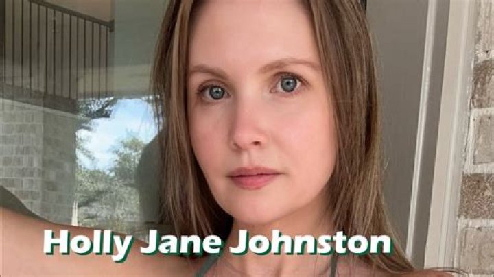 Holli Ugalde - Age, Family, Bio