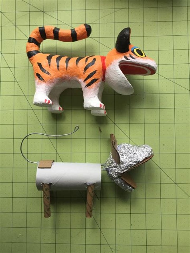 How do you make paper mache animals easy?