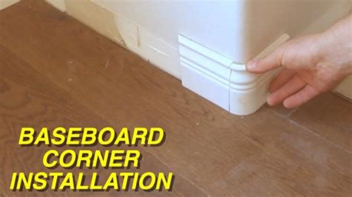 How do you make rounded corners on baseboards?
