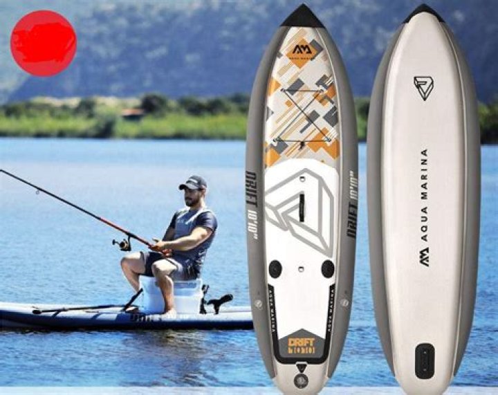 	Ireland Baldwin paddleboards with her teenage boyfriend in Hawaii: super-cute?	