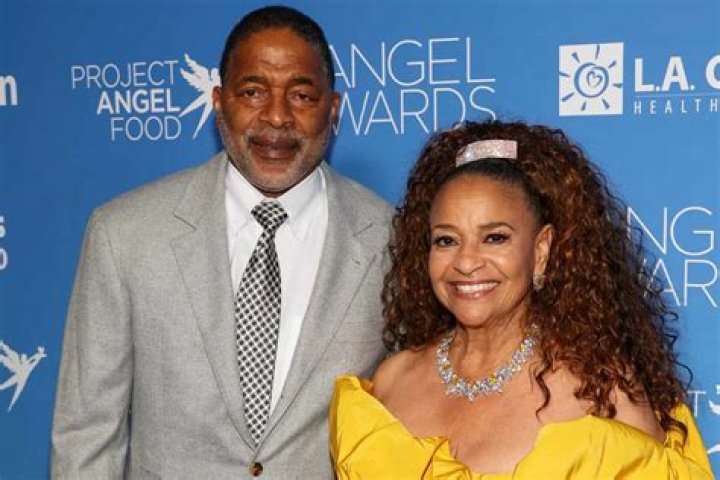 
Is Debbie Allen Married? Her Bio, Age, Husband, Sister, Children and Net worth 