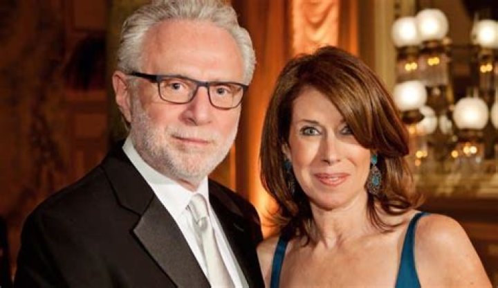 
Is Lynn Greenfield Married? His Bio, Age, Religion and Net worth 