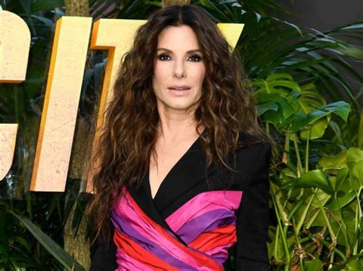 	Is Sandra Bullock afraid to run into her ex, Ryan Gosling, during awards season?	