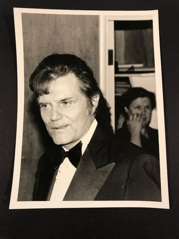 Jack Lord - Trivia, Family, Bio
