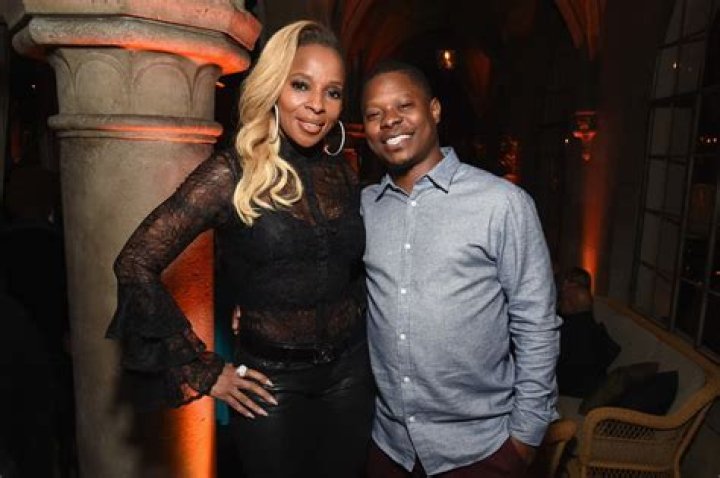 Jason Mitchell is not Married to Wife. Dating Girlfriend: Mary J. Blige. Kids