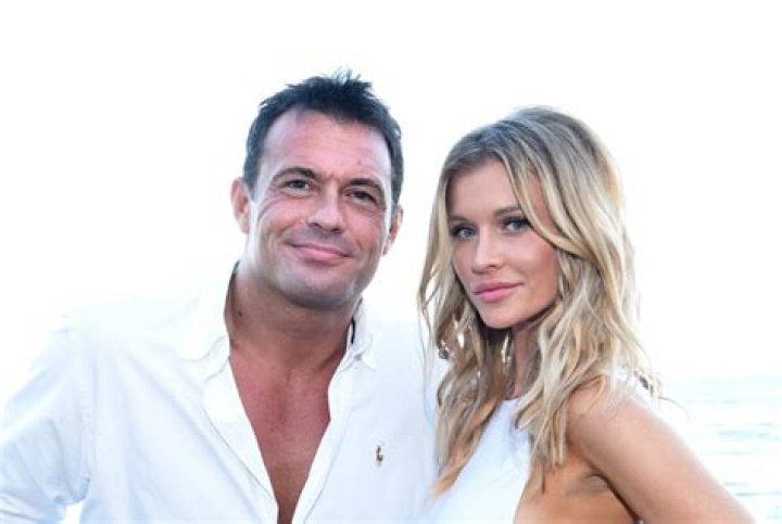 Joanna Krupa moving on with Nico Santucci after the divorce from husband Romain Zago; View the Relationship detail!