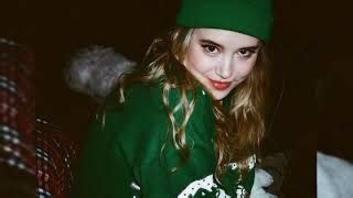 Julia Garner Bio (Wiki) 