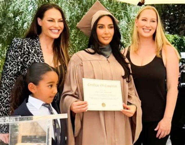 Kim Kardashian studies for the Baby Bar with flashcards & meticulous notes