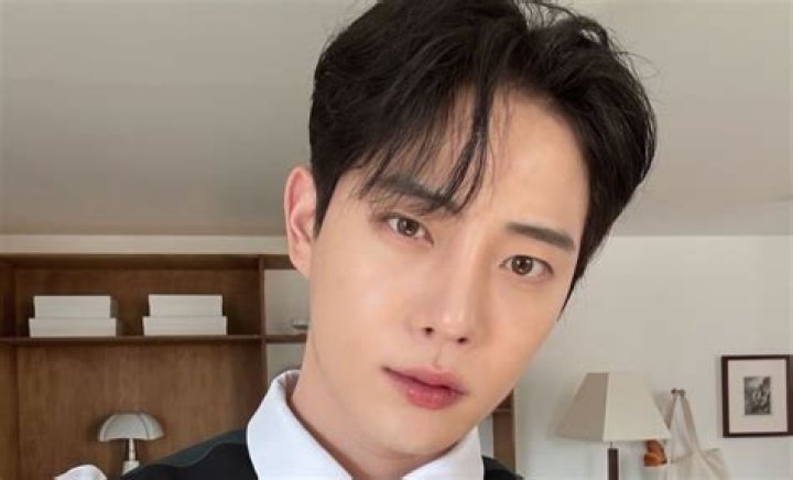 Kim Minkyung - Age, Family, Bio