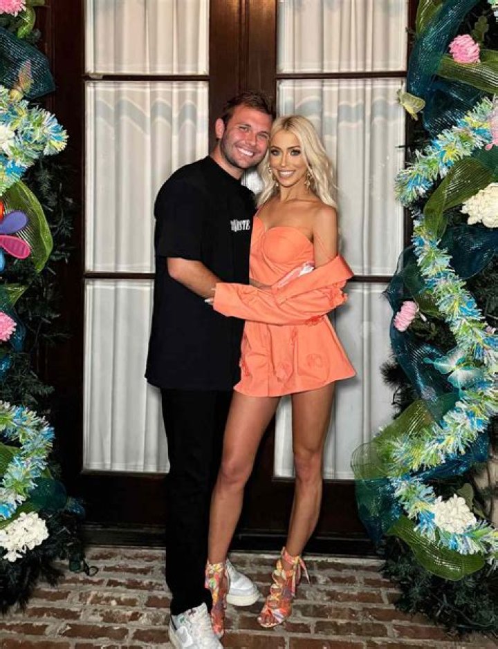 Kyle Chrisley engaged to girlfriend Ashleigh Nelson! Who was Kyle Chrisley married to in the past?