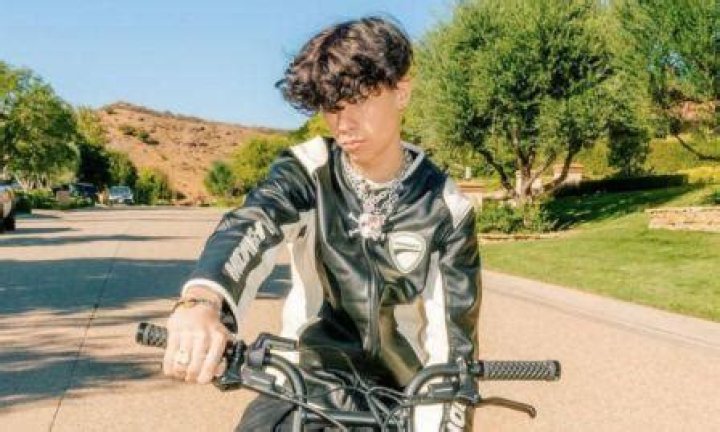 Landon Asher Barker Bio (Wiki) 