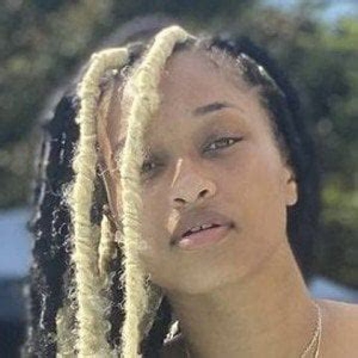 Luuuvlly - Age, Family, Bio