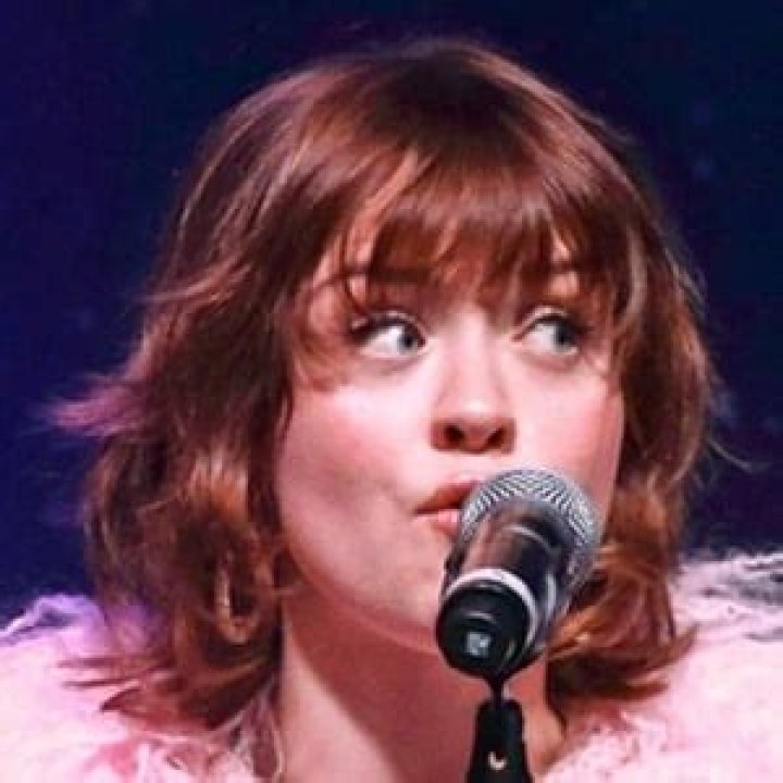 Maisie Peters - Age, Family, Bio