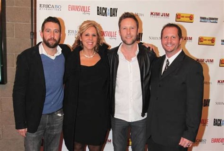 Michael Rosenbaum - Age, Family, Bio