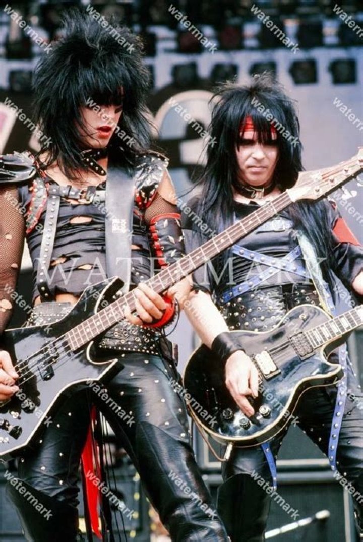 Mick Mars Bio (Wiki) 